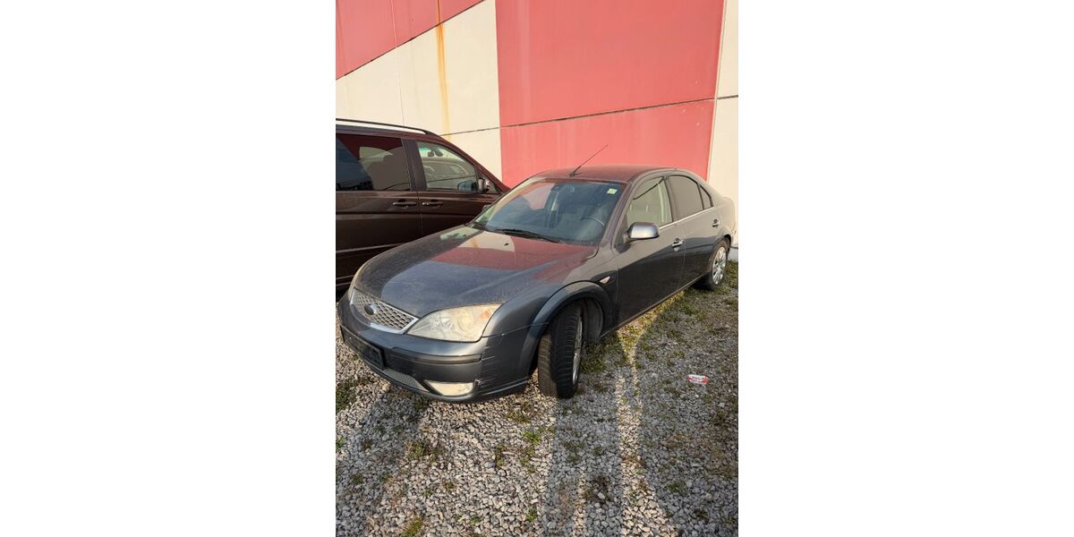 Ford Mondeo 200.000 km 1.599 &euro; Fellbach bei Stuttgart 70736