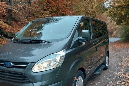 Ford Tourneo Custom 149.051 km 18.000 &euro; lemgo 32657