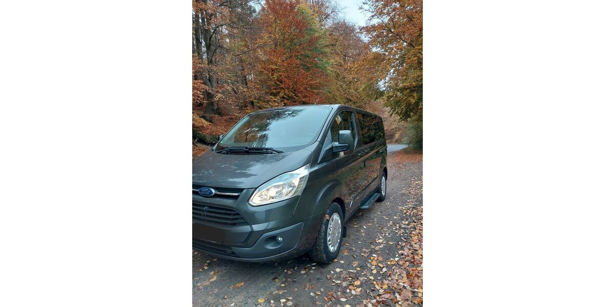 Ford Tourneo Custom 149.051 km 18.000 &euro; lemgo 32657