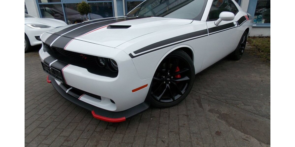 Dodge Challenger 6,4 Scat Pack 93.400 km 37.400 &euro; Rudolstadt 07407