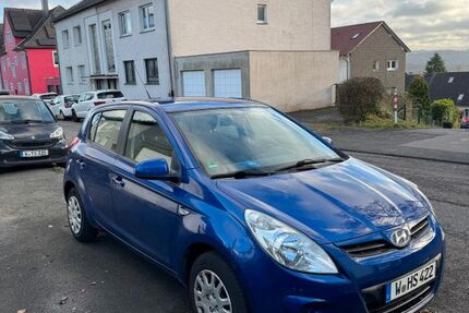 Hyundai i20 128.000 km 4.100 &euro; Wuppertal 42109