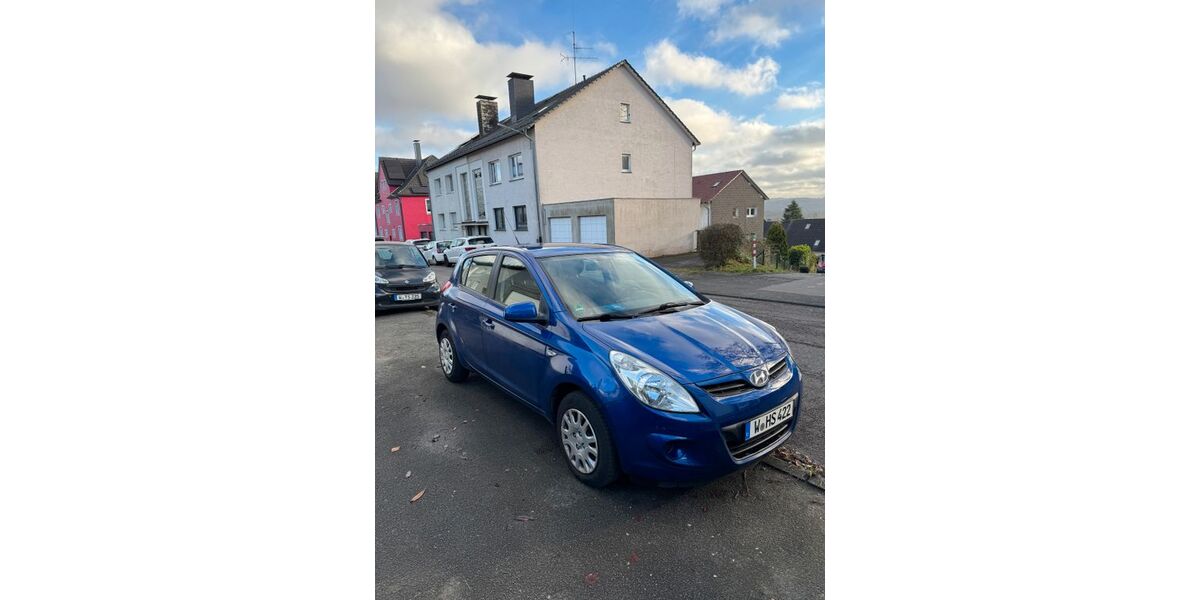 Hyundai i20 128.000 km 4.100 &euro; Wuppertal 42109