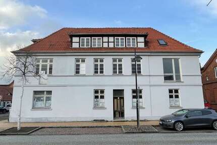 Haus zum Kaufen in Ludwigslust 280.000 € 340 m²