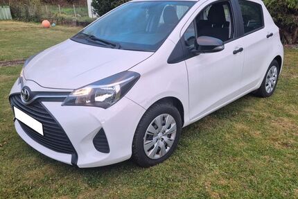 Toyota Yaris 69.900 km 6.500 &euro; Siegen 57078