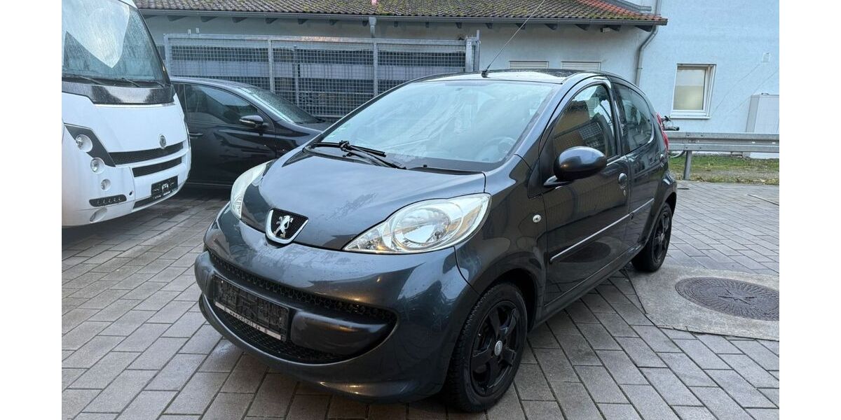 Peugeot 107 101.000 km 3.499 &euro; Malsch 76316
