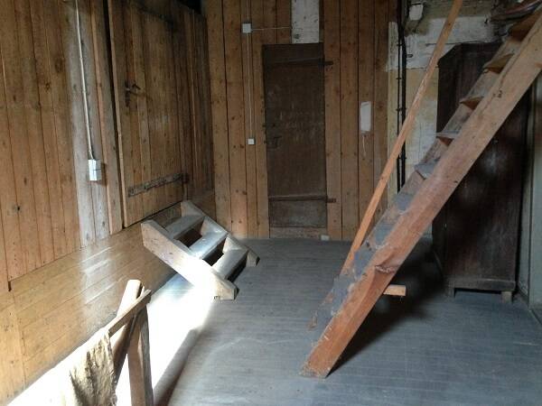 Mehrfamilienhaus, Wohnhaus Weikersheim Elpersheim - 1 Zimmer, 348 m&sup2;, 215.000&euro; | Angebot:25771347