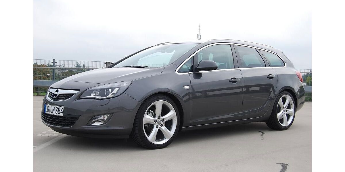 Opel Astra 155.000 km 8.199 € Büttelborn 64572
