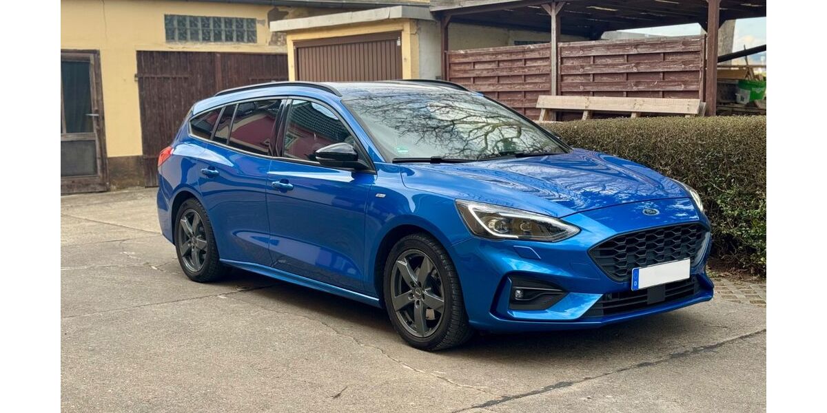 Ford Focus 46.500 km 15.900 &euro; Dresden 01157