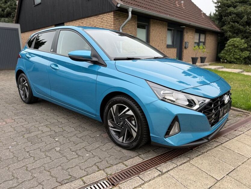 i20