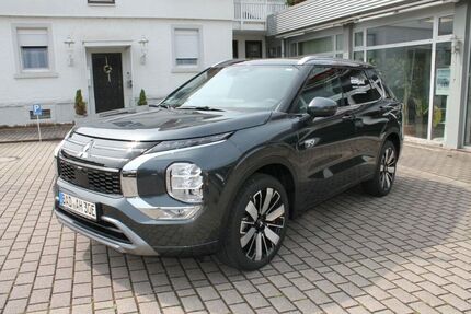 Mitsubishi Plug-in Hybrid Outlander