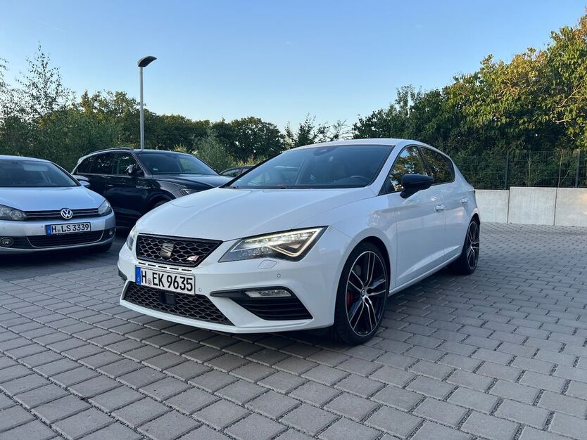 Seat Leon 94.600 km 20.990 € Wunstorf 31515