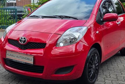 Toyota Yaris 145.699 km 3.850 &euro; Hamburg 22453