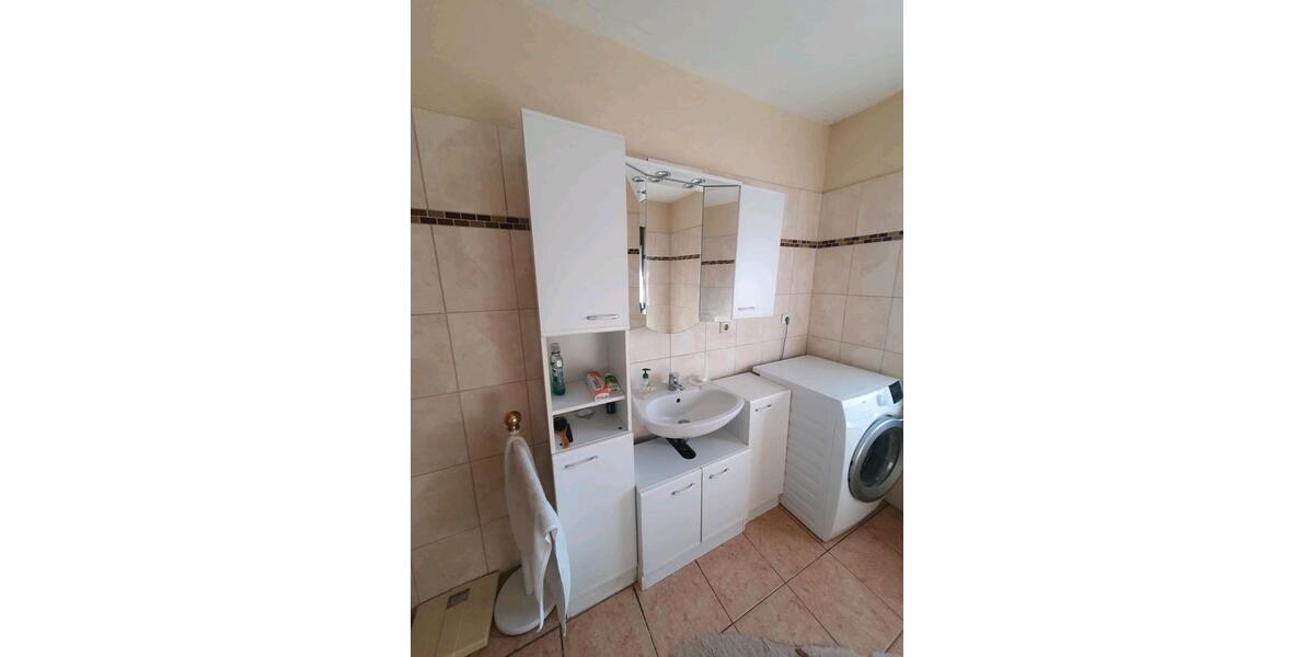 Etagenwohnung Homberg (Ohm) - 4 Zimmer, 120 m&sup2;, 170.000&euro; | Angebot:27028669