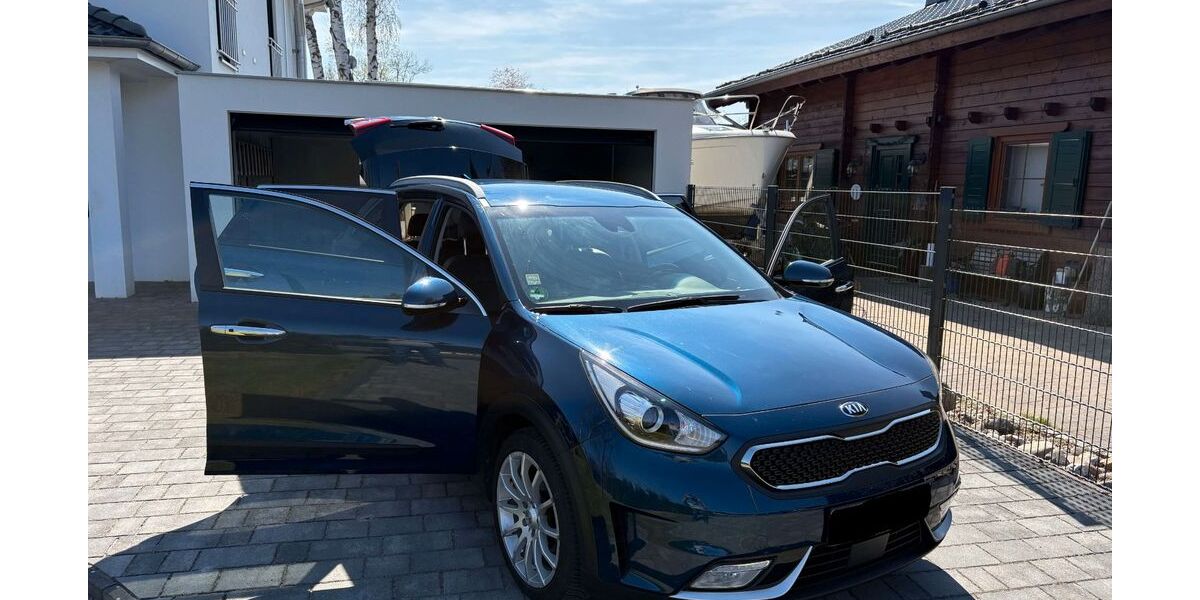 Kia Niro 85.000 km 16.900 &euro; Königs Wusterhausen 15712
