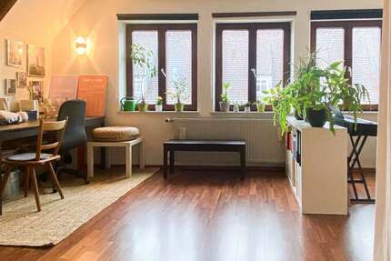 Wohnung Augsburg - 2 Zimmer, 76 m&sup2;, 1.270&euro; | Angebot:26057424