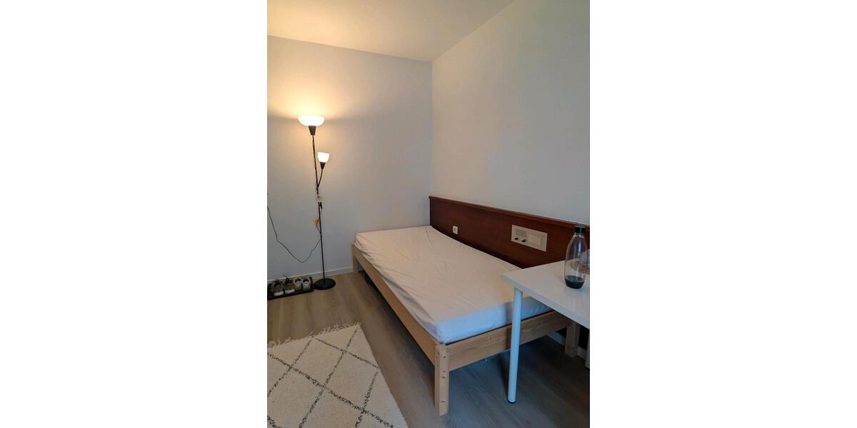 Etagenwohnung Konstanz - 1 Zimmer, 13 m&sup2;, 480&euro; | Angebot:26322354