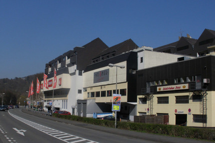 Einzelhandelsflächen von 90 bis 500 qm zu vermieten! zimmer