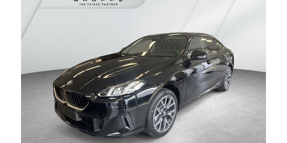 BMW 216 3.600 km 34.320 &euro; Bremen 28757