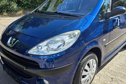 Peugeot 1007 177.000 km 2.400 &euro; Saarbrücken - Burbach 66115