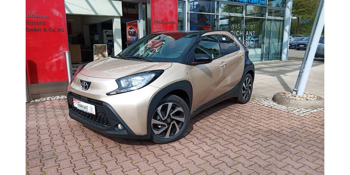 Toyota Aygo (X) 3.590 km 16.990 &euro; Brensbach 64395