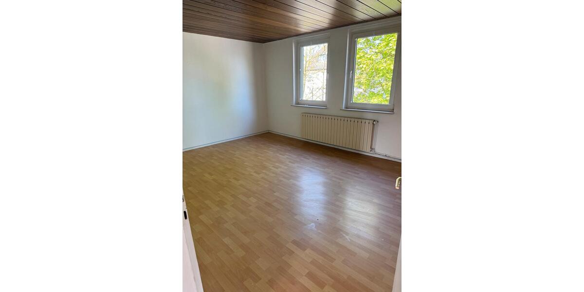 Etagenwohnung Bünde - 4 Zimmer, 93 m&sup2;, 900&euro; | Angebot:26315048