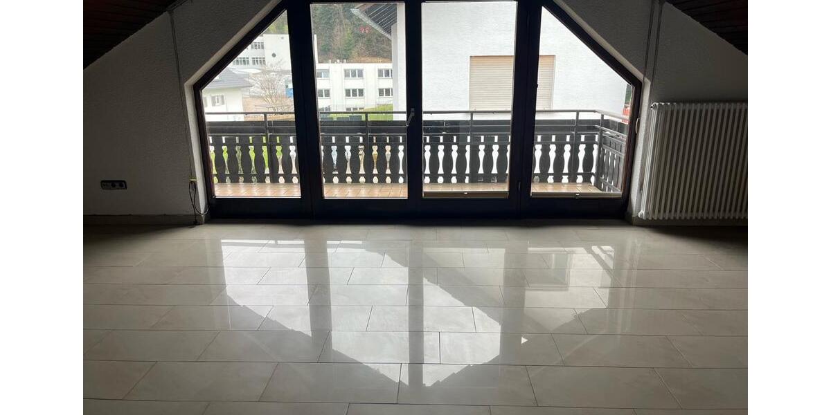 Etagenwohnung Sasbach - 2 Zimmer, 69 m&sup2;, 650&euro; | Angebot:26131520
