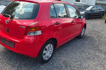 Toyota Yaris 165.000 km 3.499 &euro; Dortmund 44147