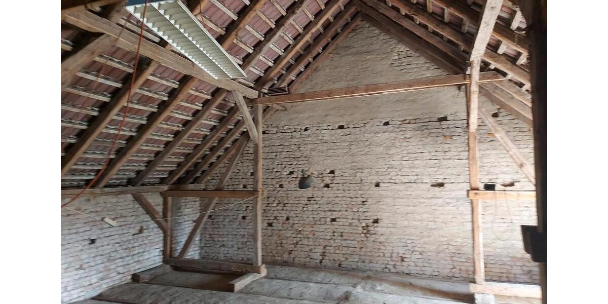 Einfamilienhaus Strausberg - 6 Zimmer, 200 m&sup2;, 380.000&euro; | Angebot:26036249