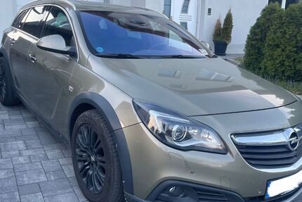 Opel Insignia 205.000 km 10.500 &euro; Bad Königshofen 97631