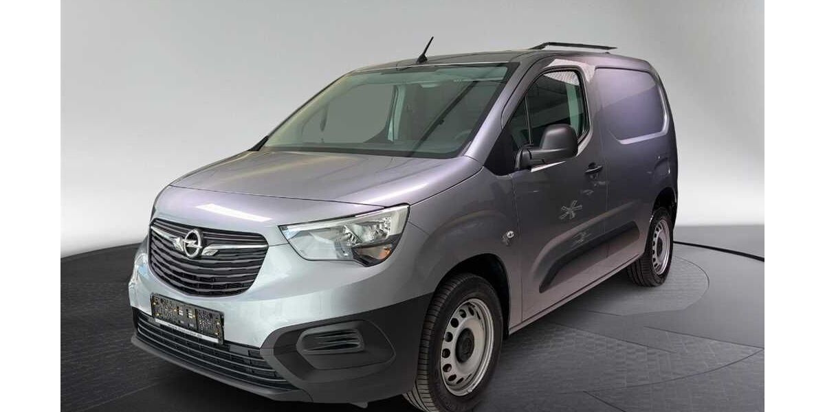 Opel Combo 62.000 km 17.490 &euro; München 80339