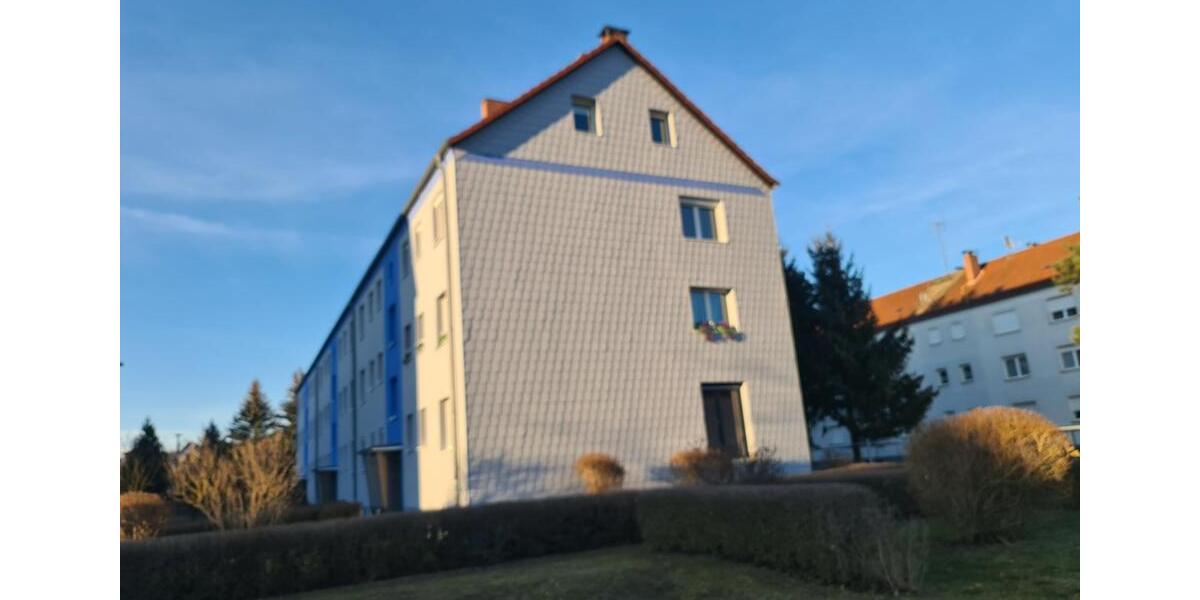 Dachgeschoßwohnung Ellrich - 2 Zimmer, 37 m&sup2;, 26.500&euro; | Angebot:25122427