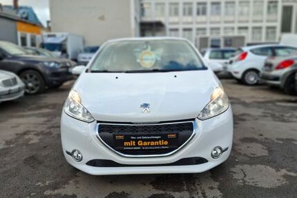Peugeot 208 111.800 km 4.299 &euro; Hannover 30165