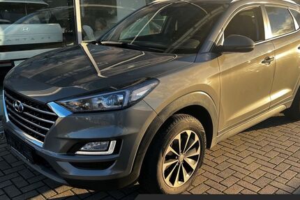 Hyundai TUCSON 79.890 km 17.490 € Rostock 18146
