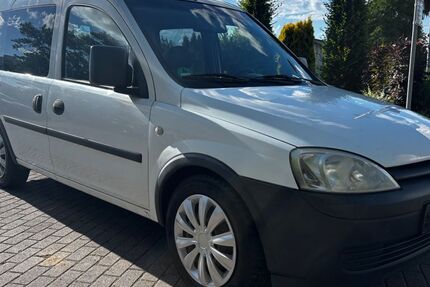 Opel Combo 203.000 km 3.000 &euro; Erfurt 99085