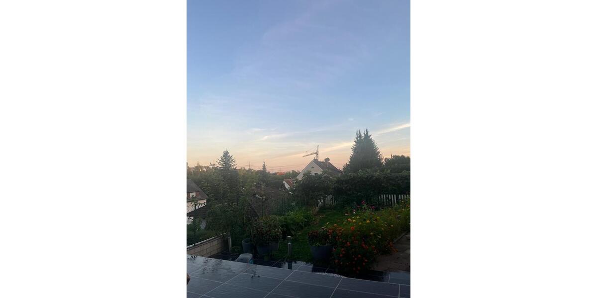 Reihenhaus Wiesbaden Biebrich - 8 Zimmer, 230 m&sup2;, 759.000&euro; | Angebot:24769748