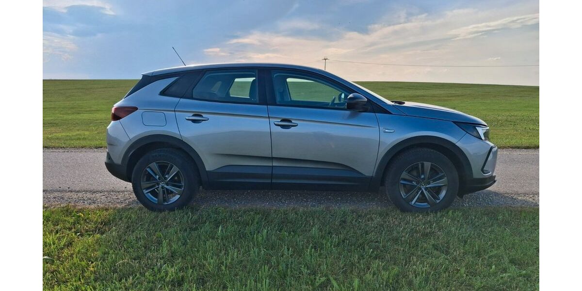 Opel Grandland (X) 100.800 km 14.950 &euro; Altusried 87452