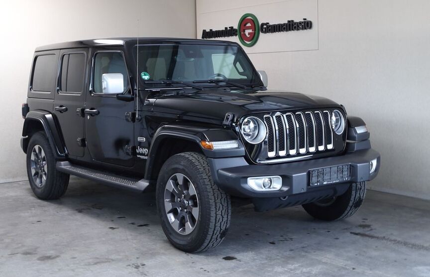 Jeep Wrangler 111.700 km 36.990 € Rodgau 63110
