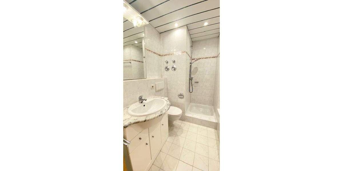 Etagenwohnung Piding Mauthausen - 2 Zimmer, 63 m&sup2;, 650&euro; | Angebot:25524619