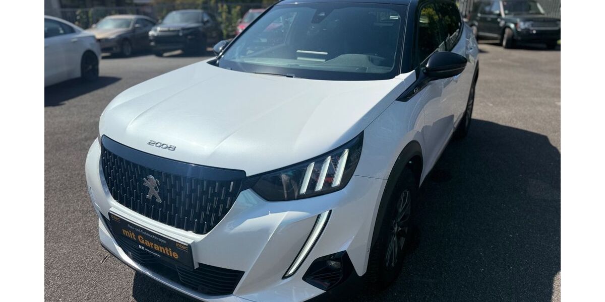 Peugeot 2008 141.825 km 14.900 &euro; Trappenkamp 24610
