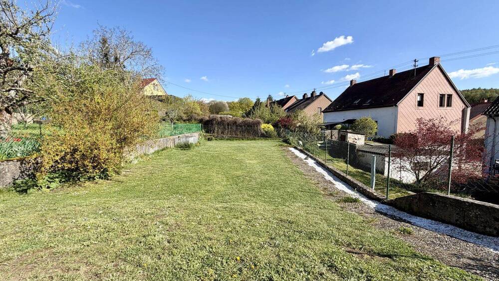 Doppelhaushälfte Friedrichsthal - 7 Zimmer, 150 m&sup2;, 247.000&euro; | Angebot:26419749