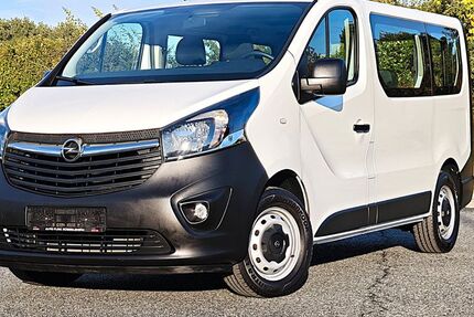 Opel Vivaro 86.900 km 15.450 € Rüsselsheim am Main 65428