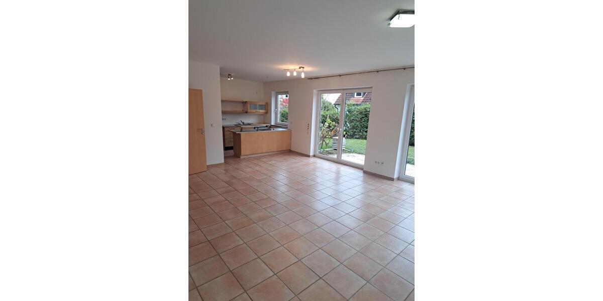 Einfamilienhaus Gunzenhausen - 5 Zimmer, 135 m&sup2;, 1.500&euro; | Angebot:26317362