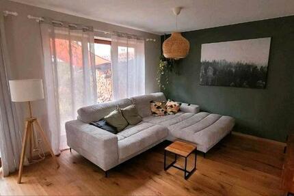Haus Roth - 6 Zimmer, 156 m&sup2;, 1.800&euro; | Angebot:26403436