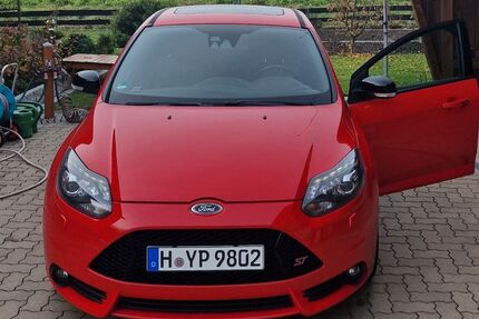 Ford Focus 117.000 km 11.499 € Gehrden 30989