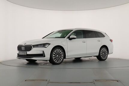 Skoda Superb 24.279 km 42.889 &euro; Lutherstadt Eisleben 06295