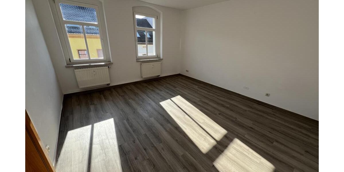 Wohnen mit Wohlfühlfaktor! Charmante 3-Raum-DG-Wohnung in Gera-Pforten mit Küchenzeile - Dachgeschoßwohnung Gera Ostviertel | Angebot:26335228