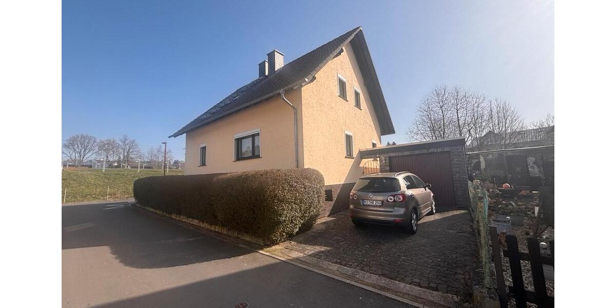 Einfamilienhaus Kassel Vorderer Westen - 3 Zimmer, 110 m&sup2;, 1.200&euro; | Angebot:25429519