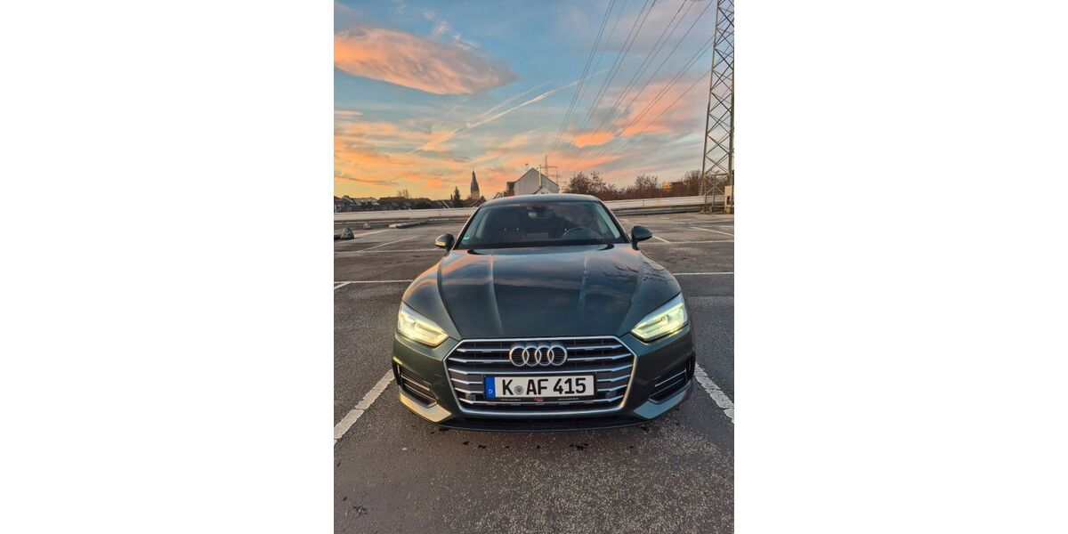 Audi A5 184.000 km 18.000 &euro; Köln 51149