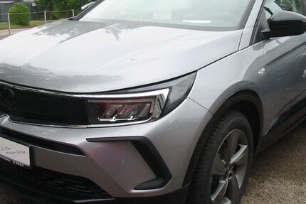 Opel Grandland (X) 10.600 km 24.990 € Trier 54295