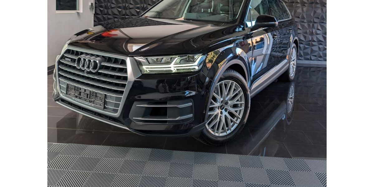 Audi Q7 230.000 km 24.800 &euro; Solingen 42699